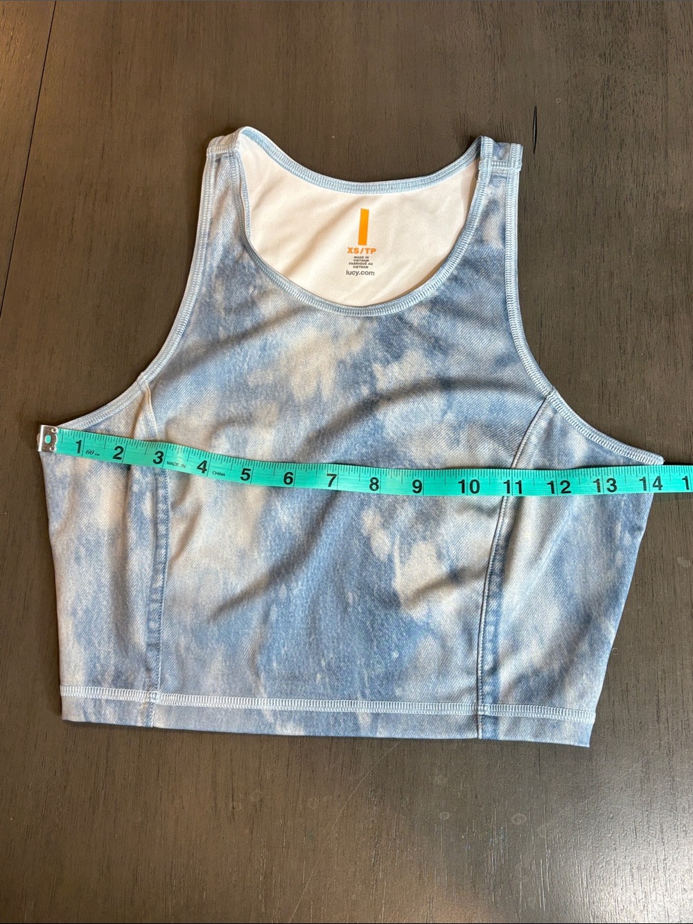 💙 Lucy Light Blue Tie-Dye Crop Tank Women’s XS Stretch Athletic Top 💙 - Picture 5 of 9